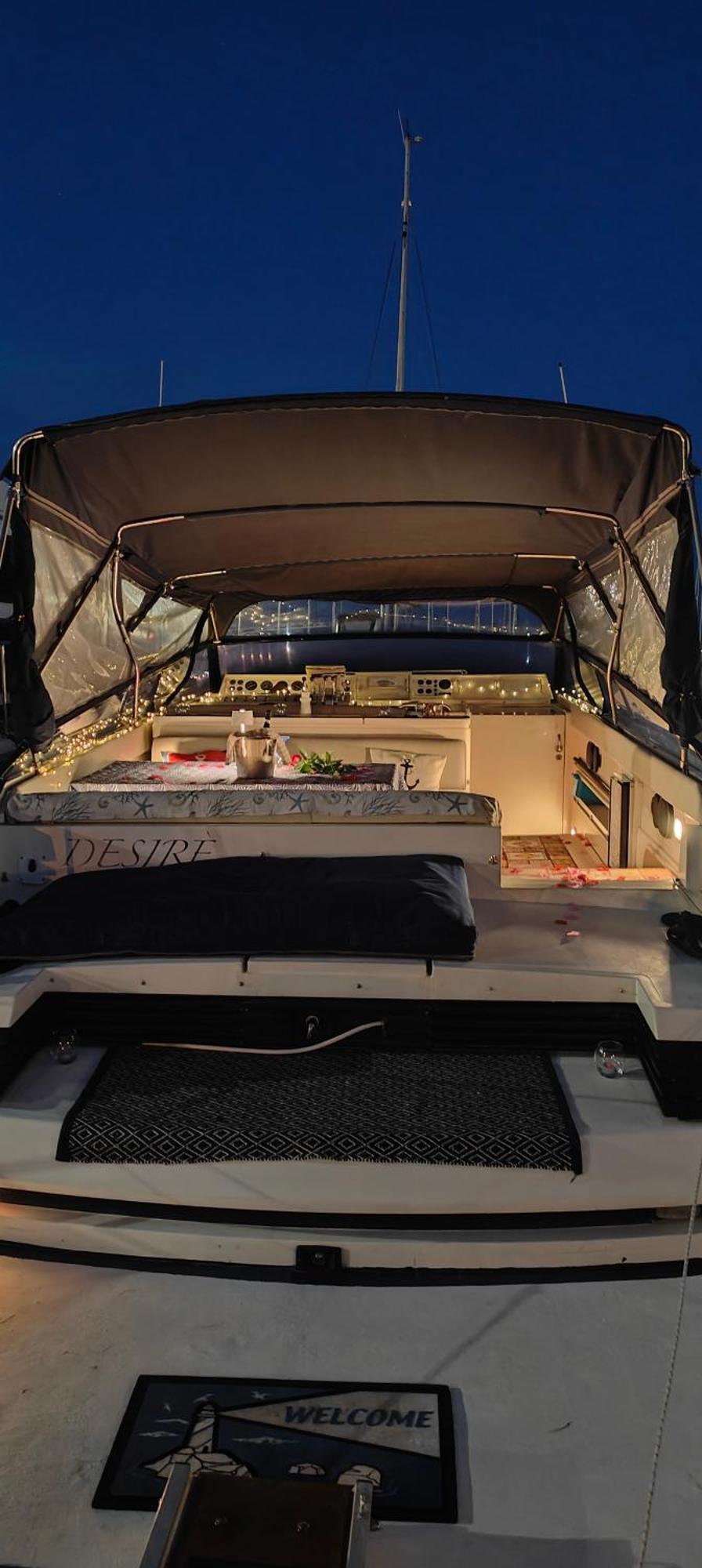Desire Charming House Boat Hotel Palermo Bagian luar foto